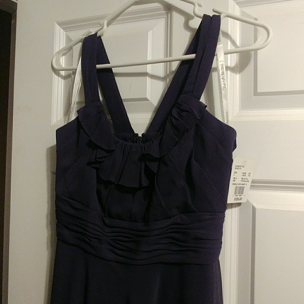 Dress - Picture 2 of 2